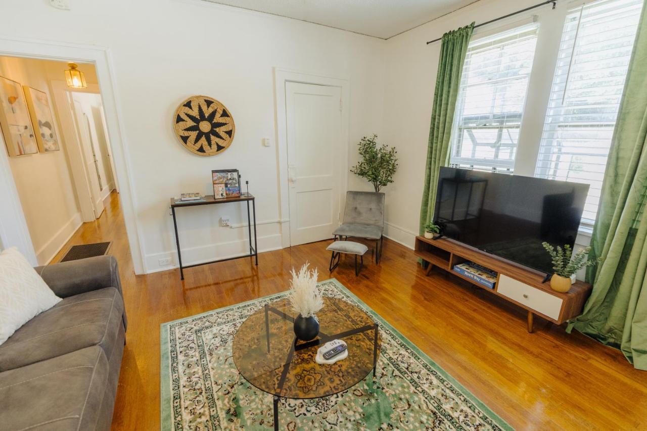 Holiday home Historic Revival King Bed Midtown 70 Fast Wifi Free Parking Yes Pets Memphis